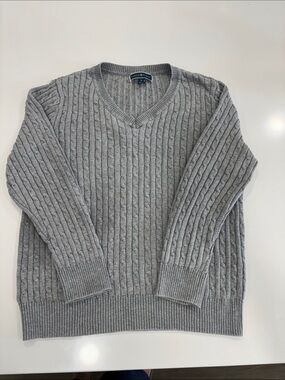 Kendra Scott Light Gray Cable-Knit V-Neck Sweater